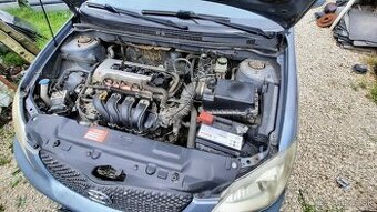 Predám motor Airbox Corolla E12 1.4 vvti 4zzfe 71kw