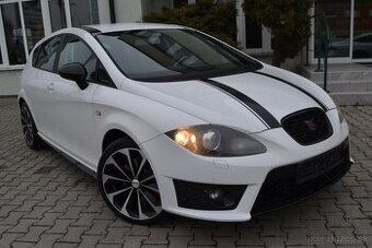 SEAT LEON 2.0 TDI FR, 2011, ELEKTRÓNY R18, XENÓNY, TEMPOMAT