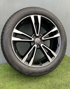 Zimní sada Volvo XC40 / V90CC 235/50R19