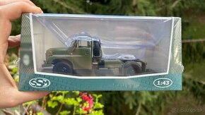 Tatra 148 NT 4x4 SSM 1:43 + dekály OSSR