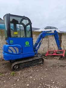 New Holland E18 2008