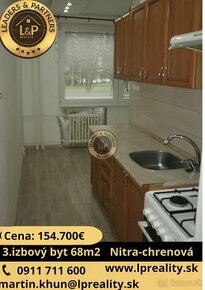 Na predaj 3 izbový byt Nitra-Chrenová Ľ.Okánika - 1