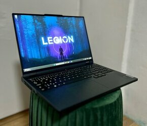 Lenovo Legion Pro 5 16IRX8 - Onyx Grey - 2023