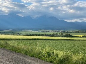 Stavebný pozemok Poprad a okolie s komplet IS v hotovosti - 1