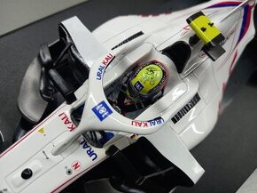 F1 URALKALI HAAS VF-21 GP BAHRAIN 2021 MICK SCHUMACHER 1:18