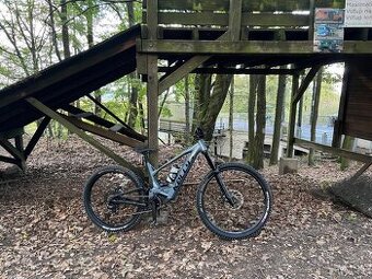 Zanovny trailovy ebike Kellys Theos R50 29/27.5 mullet