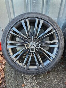 Letní alu kola Canopus 19" Škoda Superb 235/40 R19