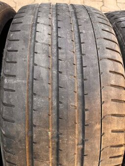 225/35R19 Pirelli