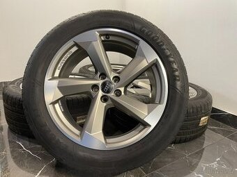 original audi q7 4m r20 5x112 et33 4M0601025