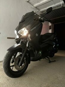 Yamaha 250i 2015 X max - 1