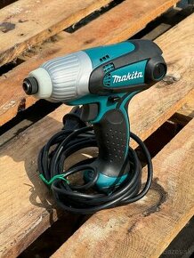 Makita elektricky skrutkovač