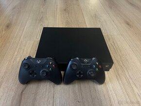 Predám Xbox One X 1TB + 2 x Controller