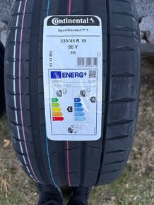 Pneumatiky Continental SportContact7 235/45/R19 - 1