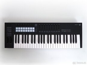 Midi klávesy Novation Launchkey 49 MK3