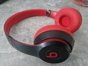 Beats solo 3 wireless - (L) strana nalomená - plně funkční - 1