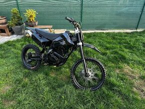 Dirtbike 250 cross