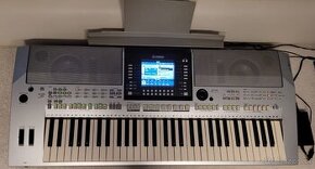 Yamaha PSR S 910