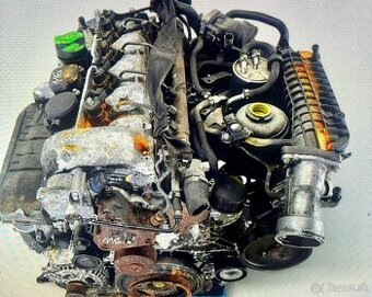 MOTOR Mercedes C220 W203 2.2   č: 646963 - 1