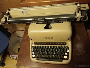 Písací stroj Consul