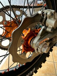 Ktm galfer six days zadny kotuc 220mm, brembo