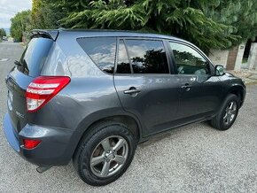 Toyota RAV4 v TOP stave za 7.000 eur - 1