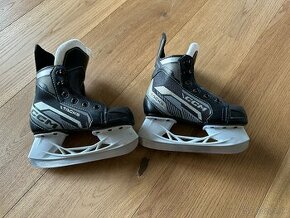 Detske korcule CCM Tacks AS 550 velkost 29,5 (18,7 cm)