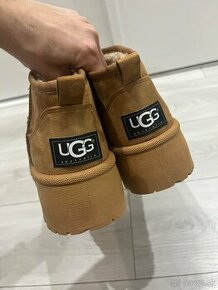 Dámske UGG mini , camel