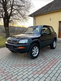 Toyota rav4 2.0 Benzin = 4x4 Uzávierka, Bez korozie =