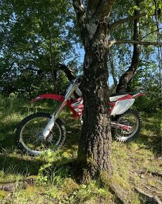 Honda CRF250R - 1