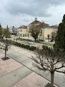 znížená cena CENTRUM 3-izbový byt v centre Michaloviec - 1