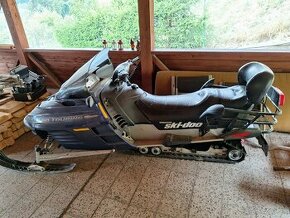 ski doo 700 grand touring