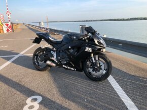 Suzuki GSX-R 600 k6 - 1