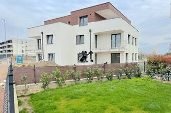 SKOLAUDOVANÉ 3 i. byt s predzáhradkou 193m2, Nová Tehelňa