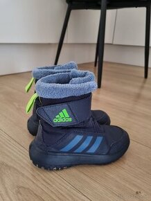 Snehule Adidas vel.29