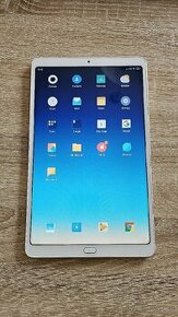 Xiaomi Mi Pad 4 Plus 10,1" tablet v dobrom stave.