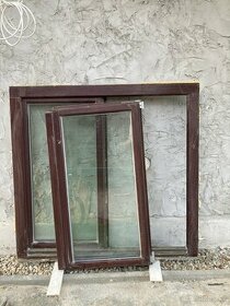 Drevene okno 120x120 - 1