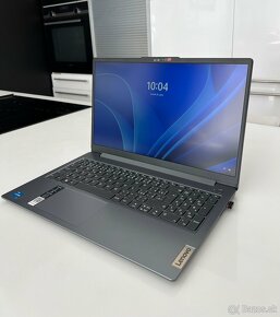 NOVÝ Lenovo IdeaPad Slim 3 15IAN8