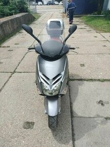 skúter Aprilia Leonardo 250