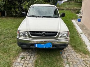 Toyotu Hilux 2004