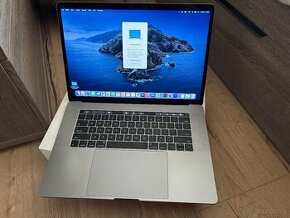 Macbook pro 15”Intel core i7(Space Gray)