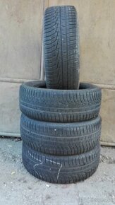 Predám 4-Zimné pneumatiky Hankook Ice 225/55 R17