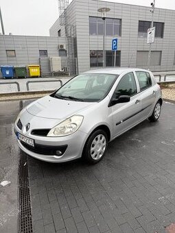 Predam Renault clio 1.2 max zochovalom stave 1majitel