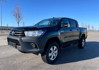 TOYOTA HILUX — NA PREDAJ / NA SPLÁTKY