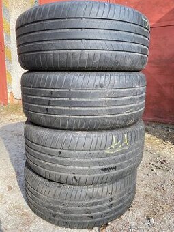 Bridgestone 245/45 r18