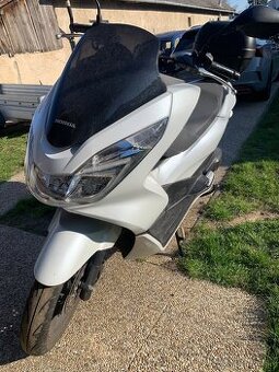 Honda pcx 125 2014 - 1