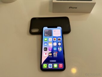 Predám iPhone XS 64GB – BLACK, 100% STAV - 1