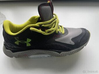 Predám dámske tenisky Under Armour