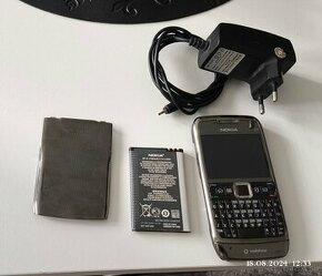 Nokia e71