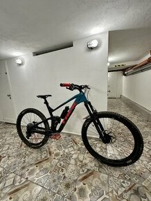 Trek Slash 8 (Custom) - 1