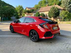 Honda Civic Hatchback: full výbava, málo km, garážované